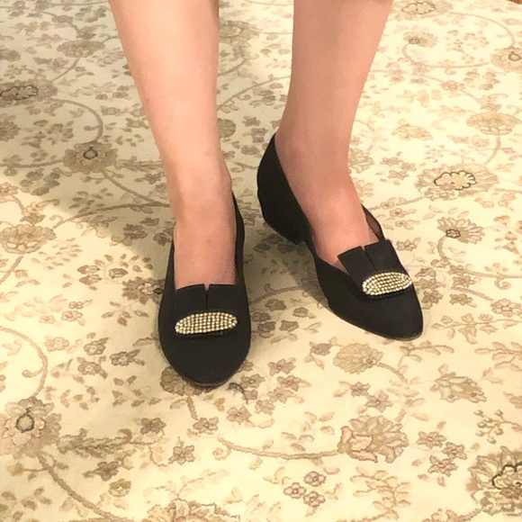 Vintage Charles Jourdan FRENCH Rhinestone Pumps - Picture 10 of 10